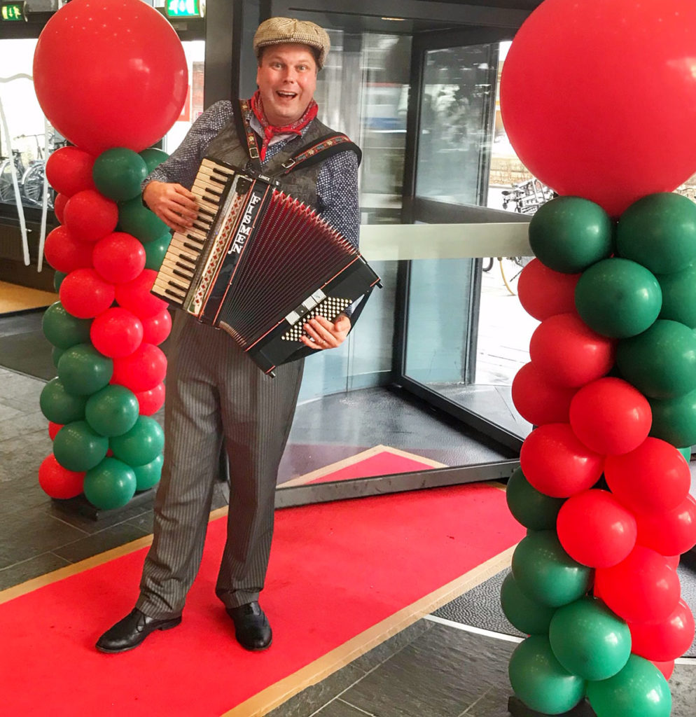 Accordeonist huren accordeonmuziek live arcordeon